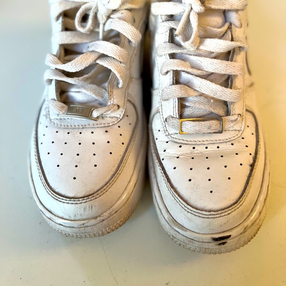 White Air Force 1s
